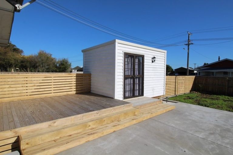 Photo of property in 44 Holland Crescent, Bulls, 4818