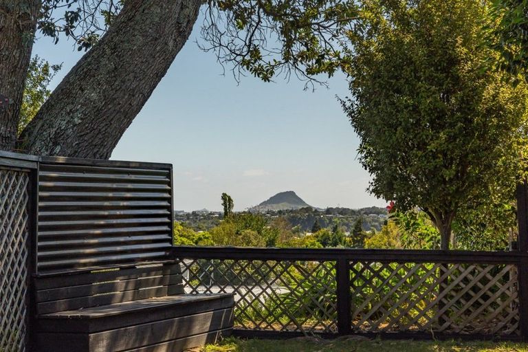 Photo of property in 124a Osprey Drive, Welcome Bay, Tauranga, 3112