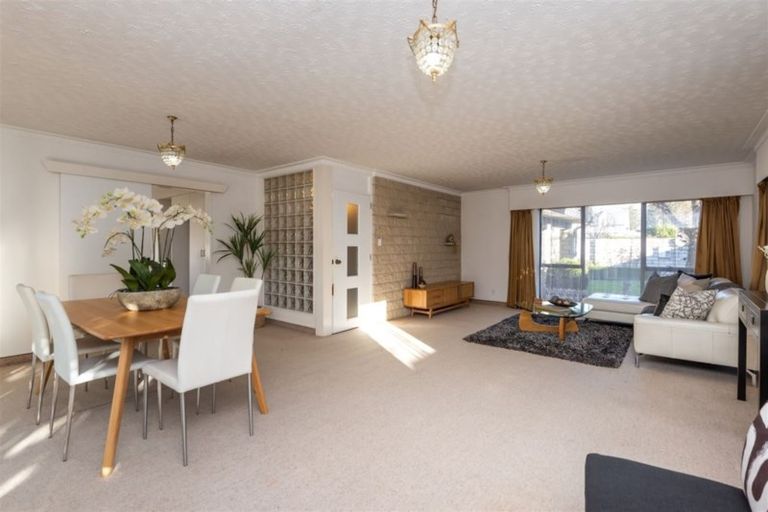 Photo of property in 11 Jamell Place, Avonhead, Christchurch, 8042