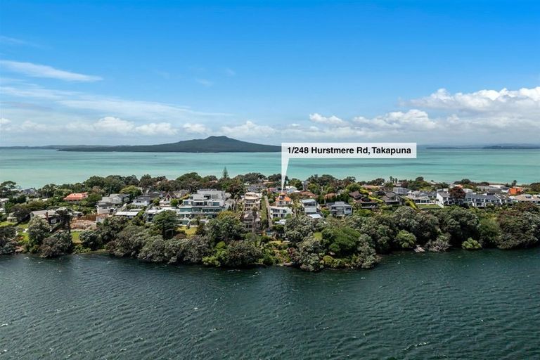 Photo of property in 1/248 Hurstmere Road, Takapuna, Auckland, 0622