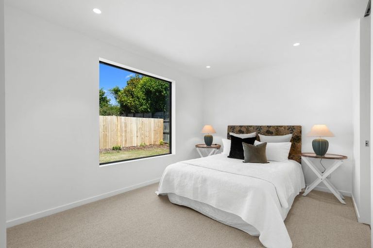 Photo of property in 146a Straven Road, Fendalton, Christchurch, 8014