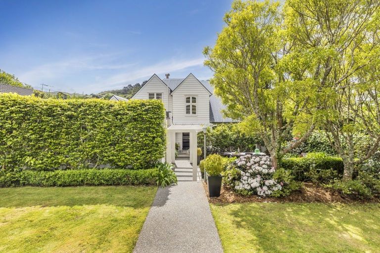 Photo of property in 21 Fancourt Street, Karori, Wellington, 6012
