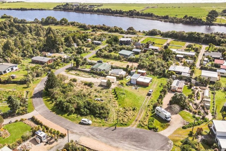 Photo of property in 15 Nikau Heights, Little Wanganui, Karamea, 7893