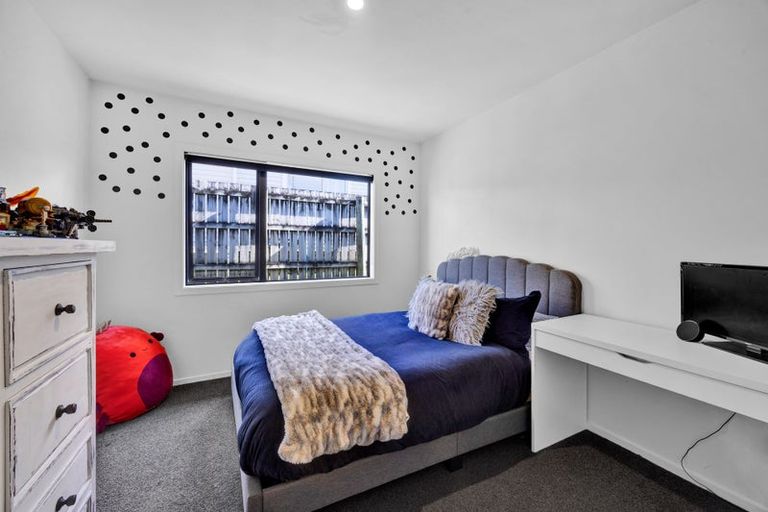 Photo of property in 14 Mahoe Street, Inglewood, 4330