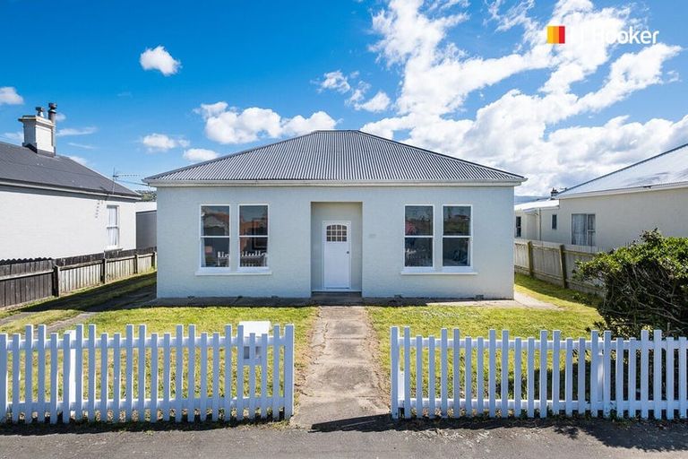 Photo of property in 172 Bay View Road, South Dunedin, Dunedin, 9012