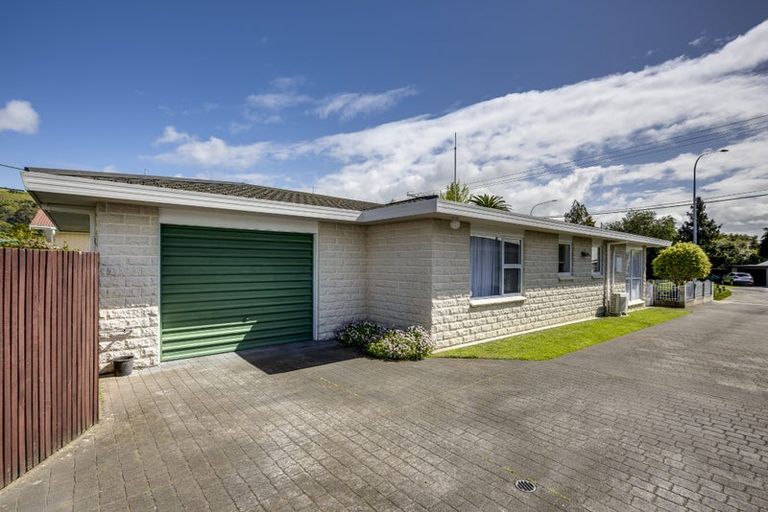 Photo of property in 66b Puketapu Road, Taradale, Napier, 4112