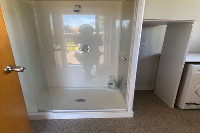 Photo of property in 53 Acacia Avenue, Upper Riccarton, Christchurch, 8041