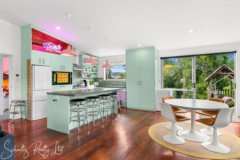 Photo of property in 37 Willow Lane, Maungaturoto, 0588