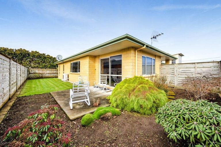 Photo of property in 14 Egmont Street, Hawera, 4610