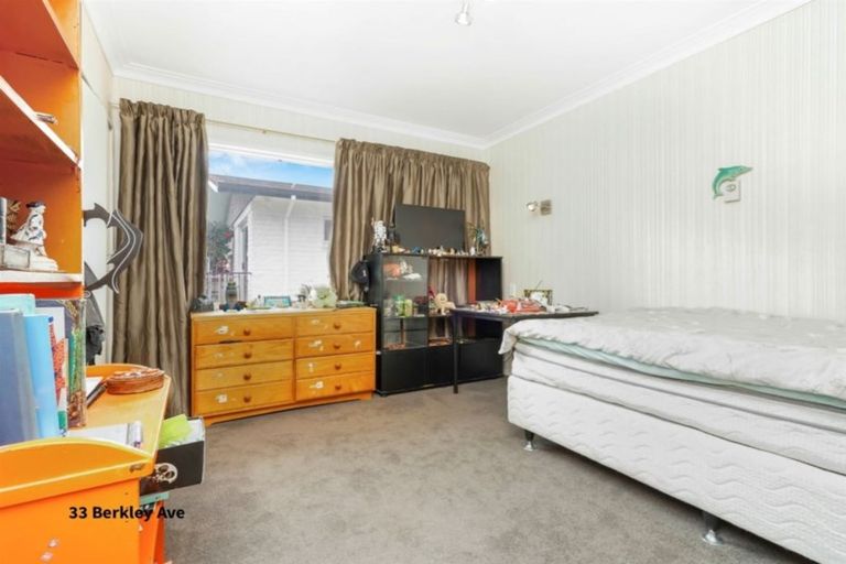 Photo of property in 33 Berkley Avenue, Hillcrest, Hamilton, 3216