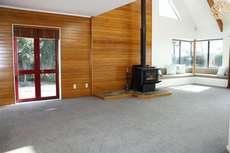Photo of property in 102 Tangiteroria Lane, Pauanui, Hikuai, 3579