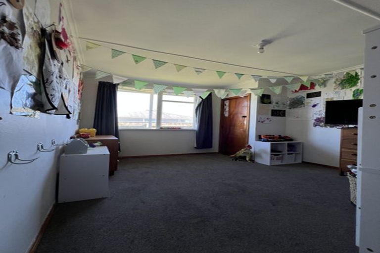 Photo of property in 19 James Street, Dannevirke, 4930