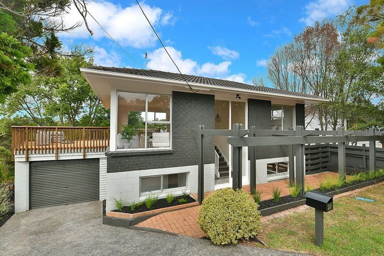 Photo of property in 27 Coronation Road, Hillcrest, Auckland, 0627