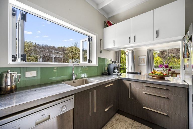 Photo of property in 1 Lovat Street, Havelock North, 4130