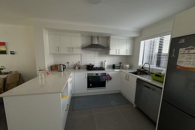 Photo of property in 55 Manarini Road, Westgate, Auckland, 0614
