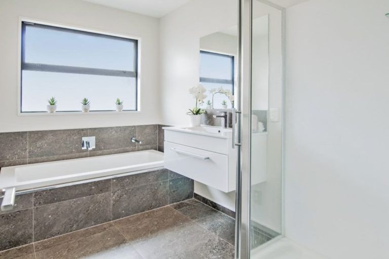 Photo of property in 137 Infinity Drive, Pegasus, 7612