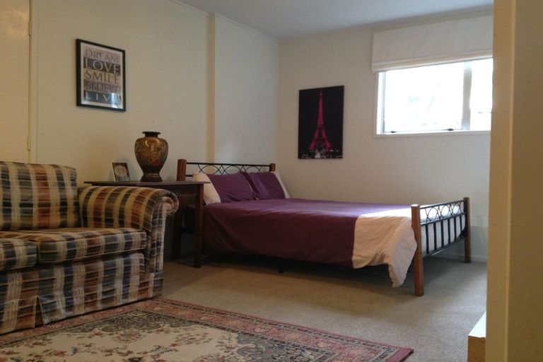 Photo of property in 1/3 Pohutukawa Avenue, Shelly Park, Auckland, 2014