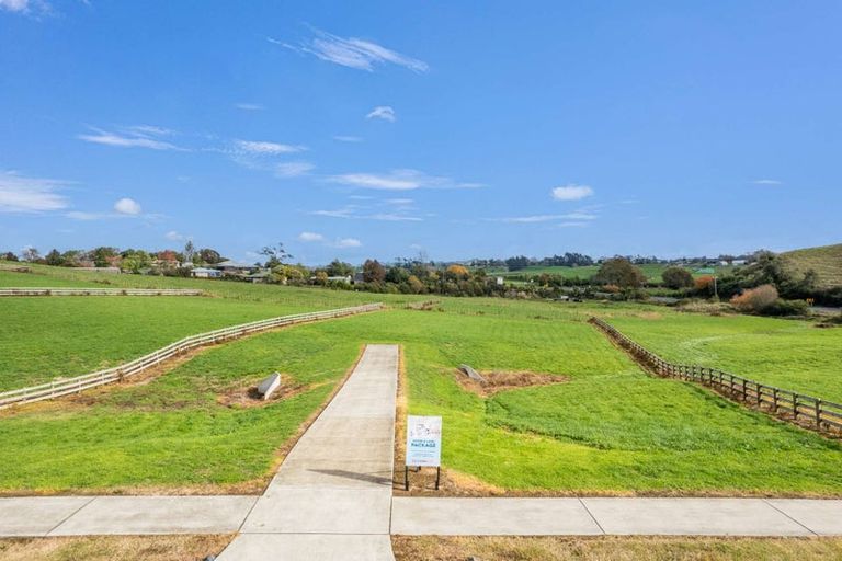 Photo of property in 6 Frost Rise, Hunua, 2583