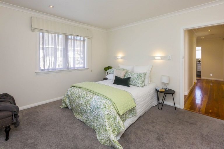 Photo of property in 30a Ranfurly Street, Trentham, Upper Hutt, 5018