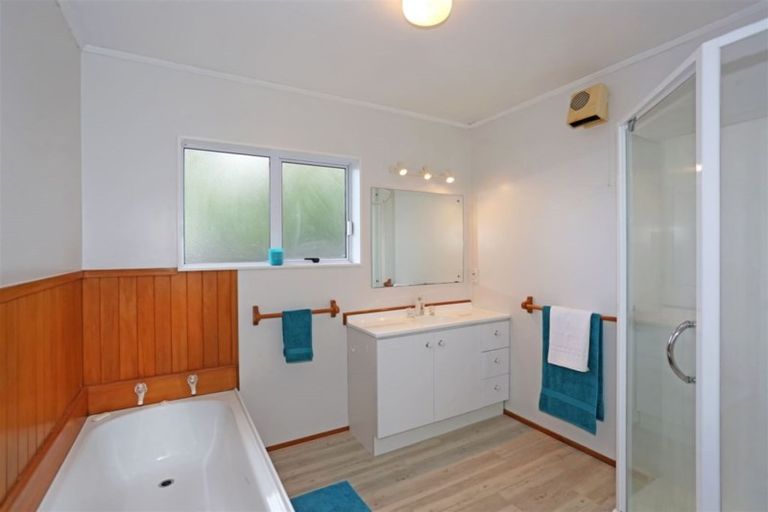 Photo of property in 10b Helvetia Road, Pukekohe, 2120