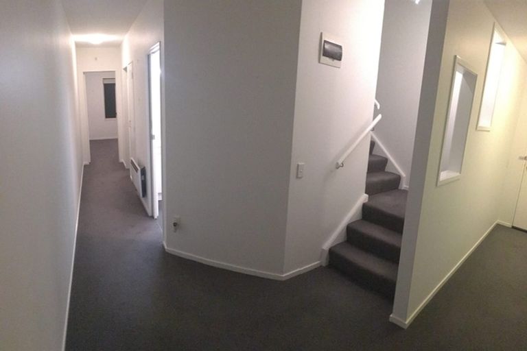 Photo of property in Luxford Villas, 115/72 Herald Street, Berhampore, Wellington, 6023