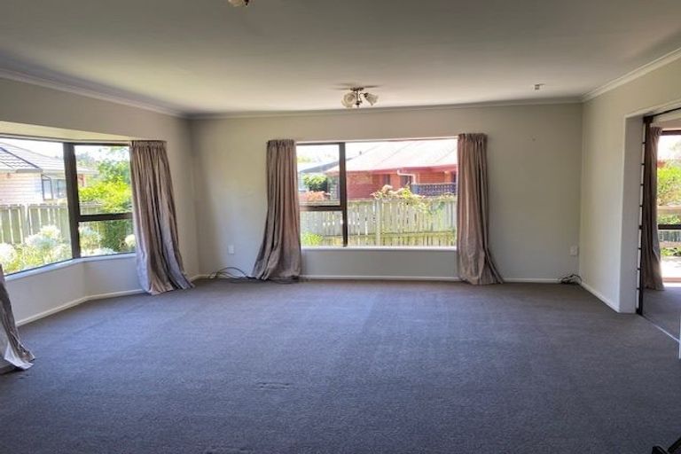 Photo of property in 6 Bankview Place, Amberley, 7410