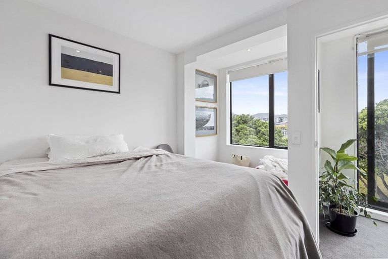 Photo of property in Nouvo Apartments, 4c/21 Rugby Street, Mount Cook, Wellington, 6021