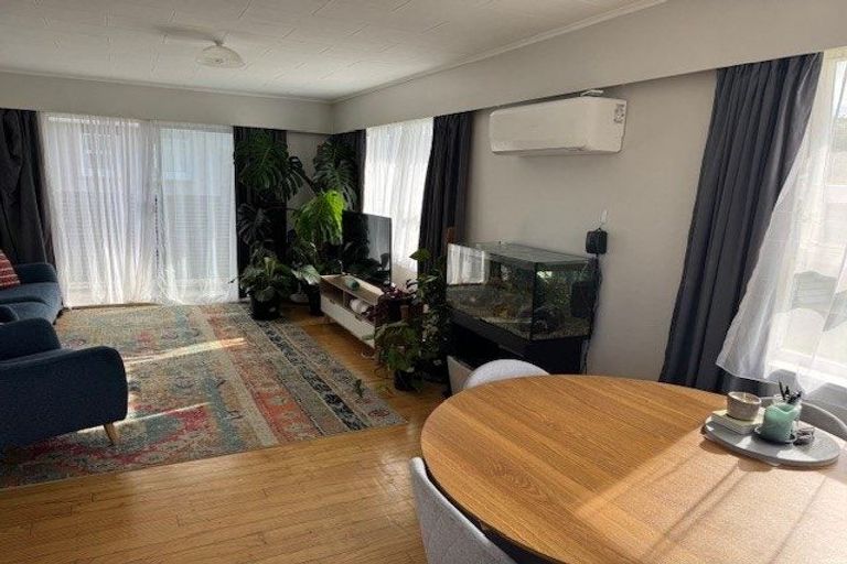 Photo of property in 54b Kapiti Road, Paraparaumu, 5032