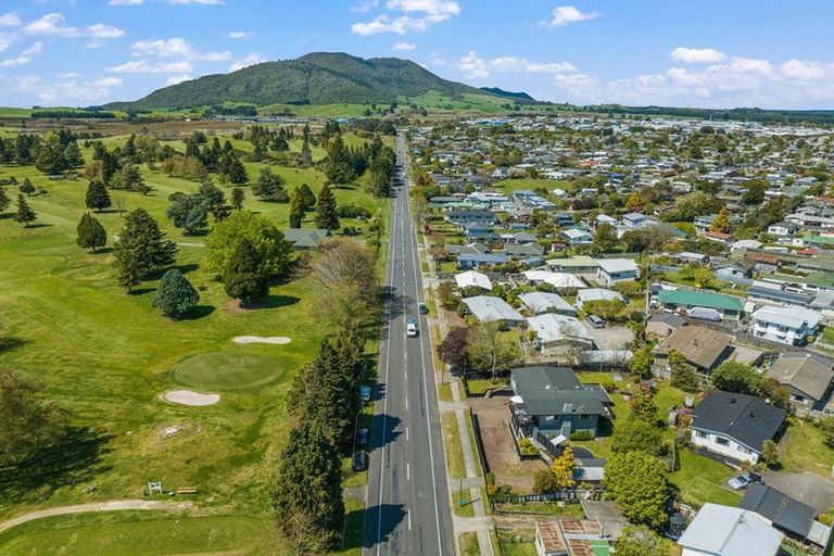 Photo of property in 121 Tauhara Road, Tauhara, Taupo, 3330