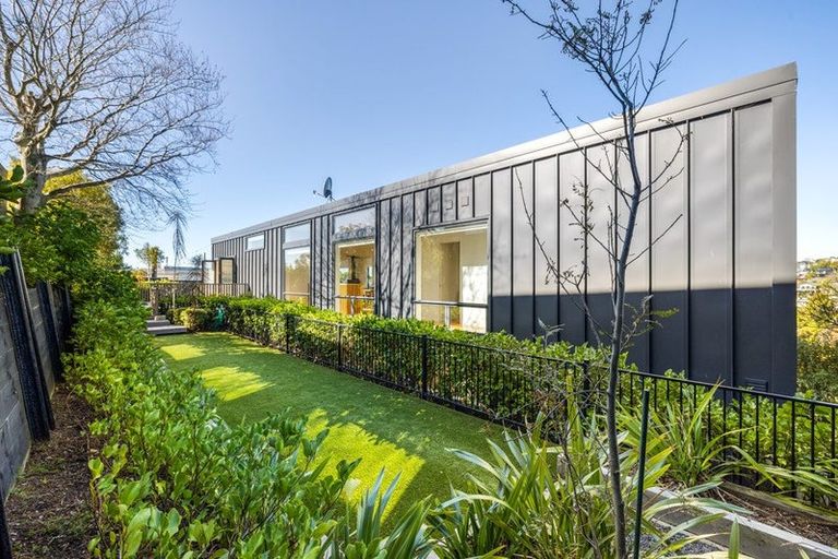 Photo of property in 110 Mount Pleasant Road, Mount Pleasant, Christchurch, 8081