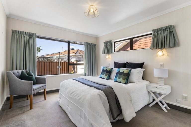 Photo of property in 3 Comeskey Grove, Elderslea, Upper Hutt, 5018