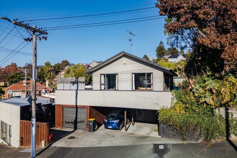 Photo of property in 12 Glen Road, Mornington, Dunedin, 9011