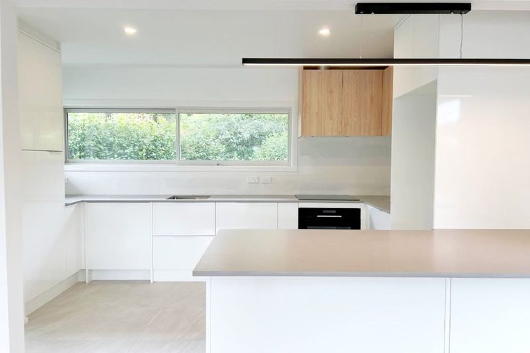 Photo of property in 27 Saint Andrews Terrace, St Andrews, Hamilton, 3200