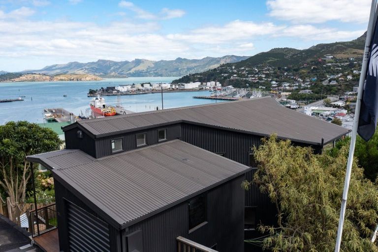 Photo of property in 59 Reserve Terrace, Lyttelton, 8082