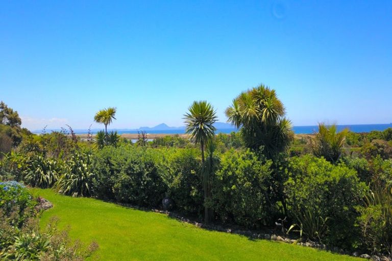 Photo of property in 6 Cullen Road, Waipu, 0582