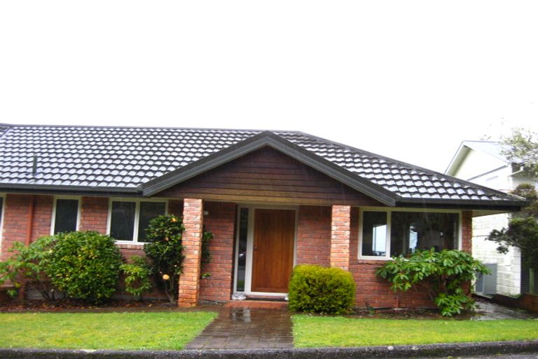 Photo of property in 7 Ivy Terrace, Moana, 7872