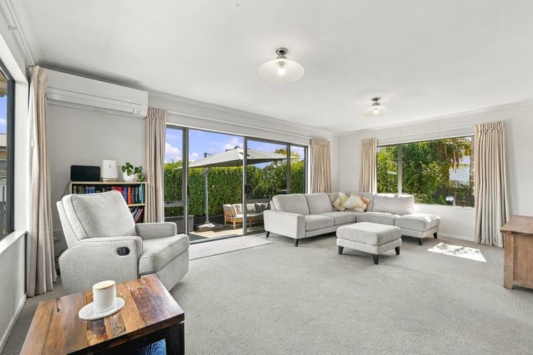 Photo of property in 1/86 Tamatea Road, Taupo, 3330