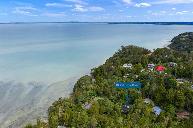 Photo of property in 18 Paturoa Road, Titirangi, Auckland, 0604