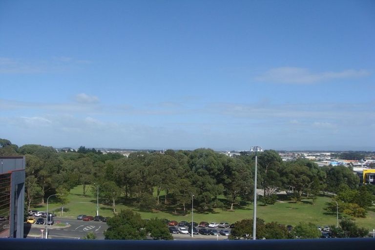 Photo of property in Proximity Apartments, 1507/17 Osterley Way, Manukau, Auckland, 2104
