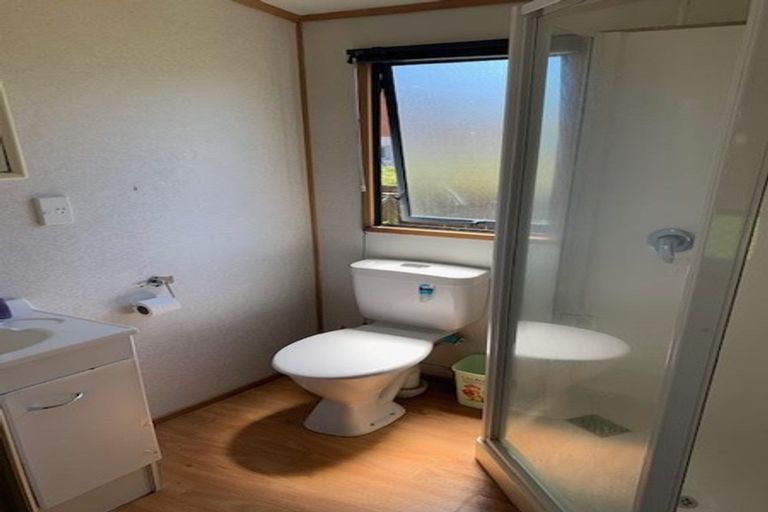 Photo of property in 101 Sunnynook Road, Forrest Hill, Auckland, 0620