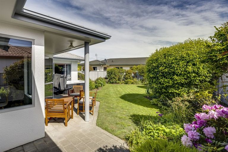 Photo of property in 6 Sloane Place, Taradale, Napier, 4112