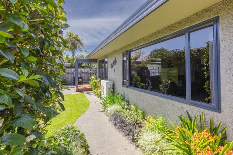 Photo of property in 2/38 Elbourne Street, Taradale, Napier, 4112