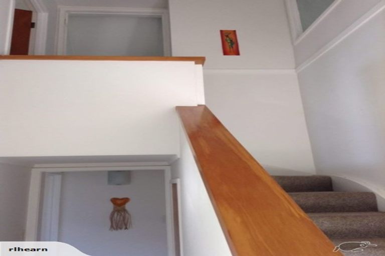 Photo of property in 2/6 Murray Road, Te Atatu Peninsula, Auckland, 0610