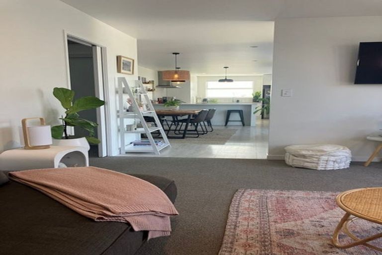 Photo of property in 1 Chrysler Street, Papamoa, 3118