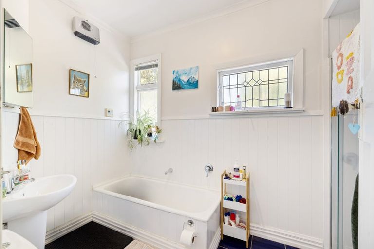 Photo of property in 66 Caledonian Road, St Albans, Christchurch, 8014