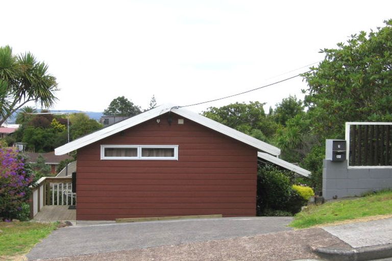 Photo of property in 3 Sea Vista Avenue, Beach Haven, Auckland, 0626