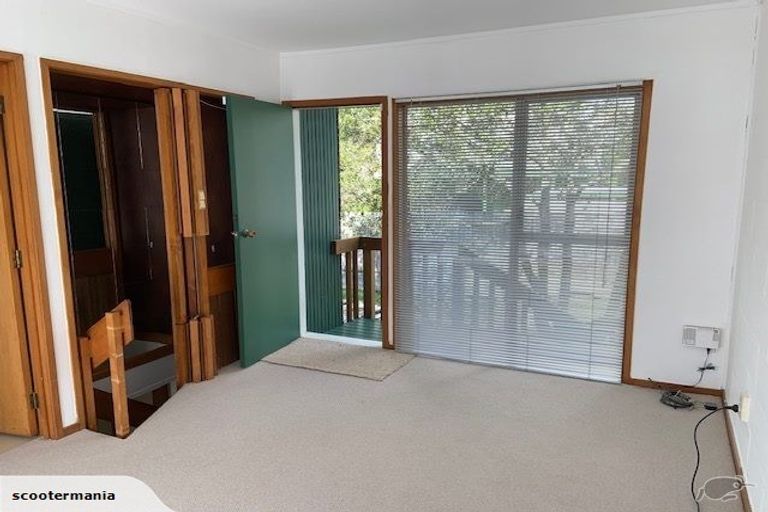 Photo of property in 6/495 Glenfield Road, Glenfield, Auckland, 0629
