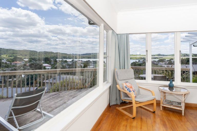 Photo of property in 37 Long Street, Raglan, 3225