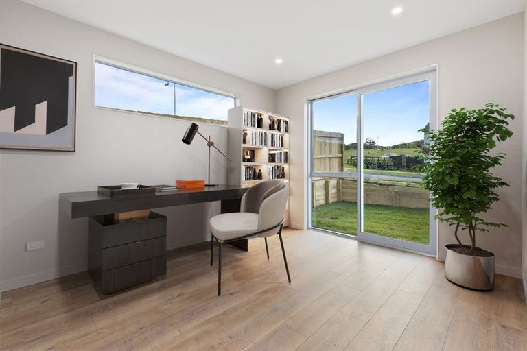 Photo of property in 4 Kotuitui Drive, Wainui, 0992