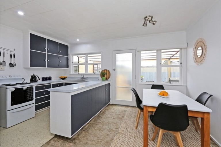 Photo of property in 38b Taradale Road, Marewa, Napier, 4110